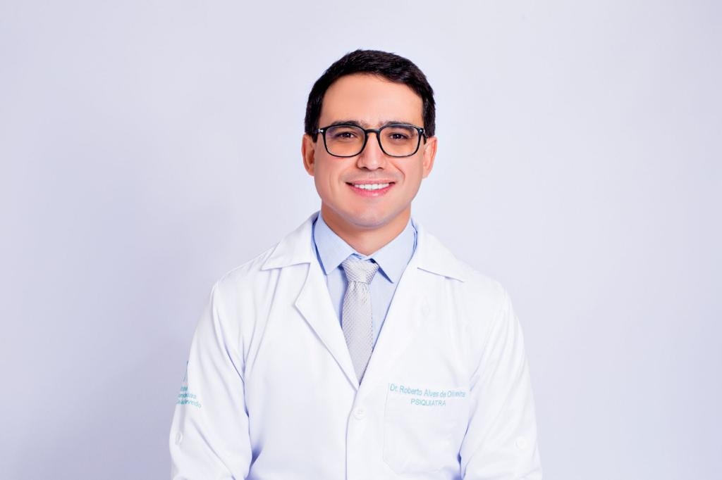 Foto de Dr. Roberto Alves de Oliveira