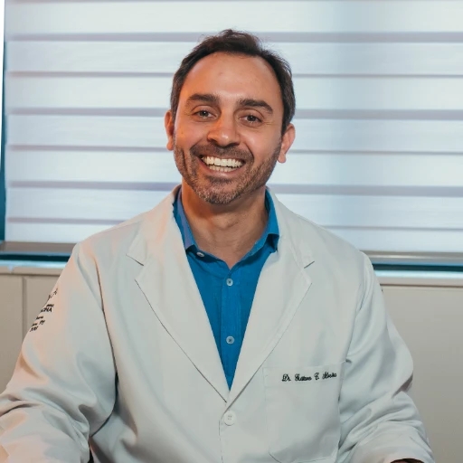 Foto de Dr. Gustavo Coral Silveira