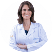 Foto de Drª. Mayra da Rosa Martins Walczewski