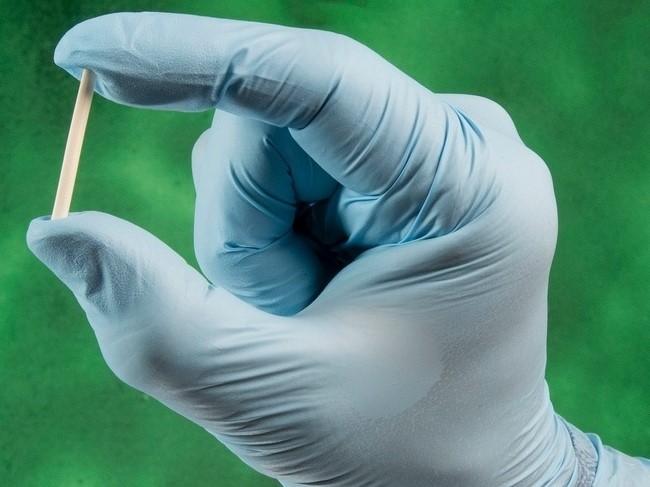 IMPLANTES HORMONAIS