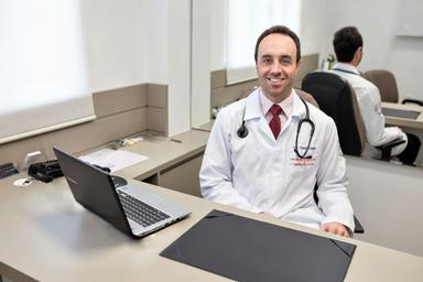 Foto de Dr. Daniel Silva Lupselo