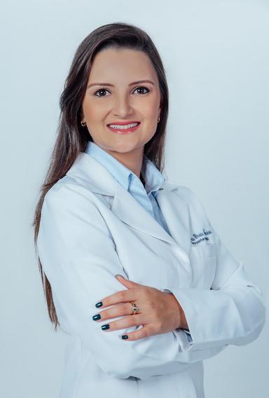 Foto de Drª. Amanda Pereira Medeiros