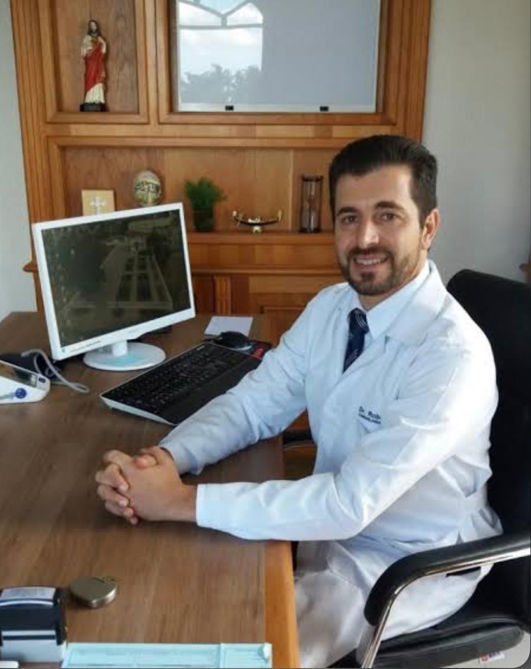 Foto de Dr. Roberto Gabriel Salvaro