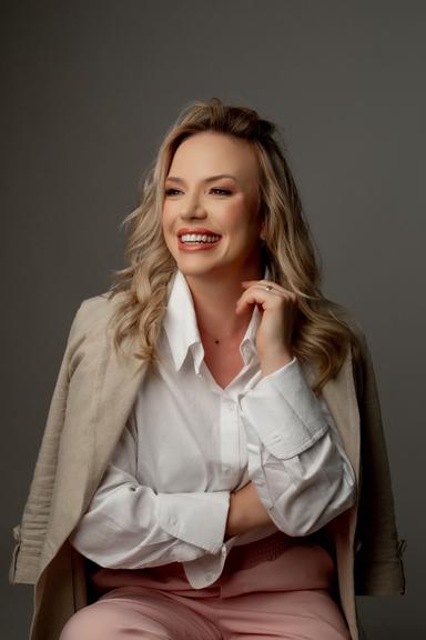 Foto de Drª. Fernanda Schmechel