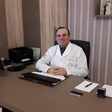 Foto de Dr. Jeverson Bellido Collin